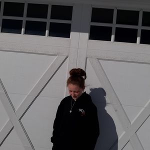 Meet your Posher, Isabel